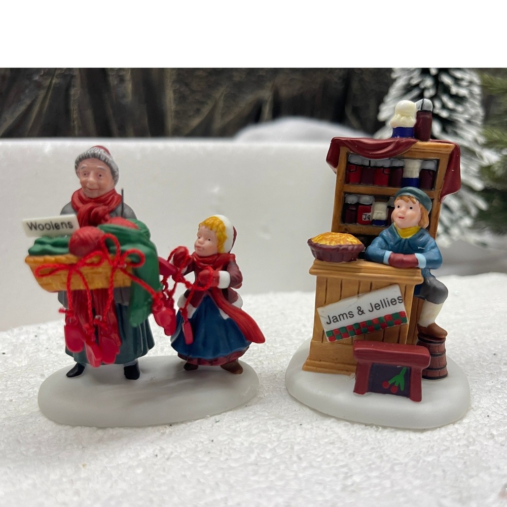 Dept 56 Heritage Village CHRISTMAS BAZAAR WOOLENS & PRESERVES 56595